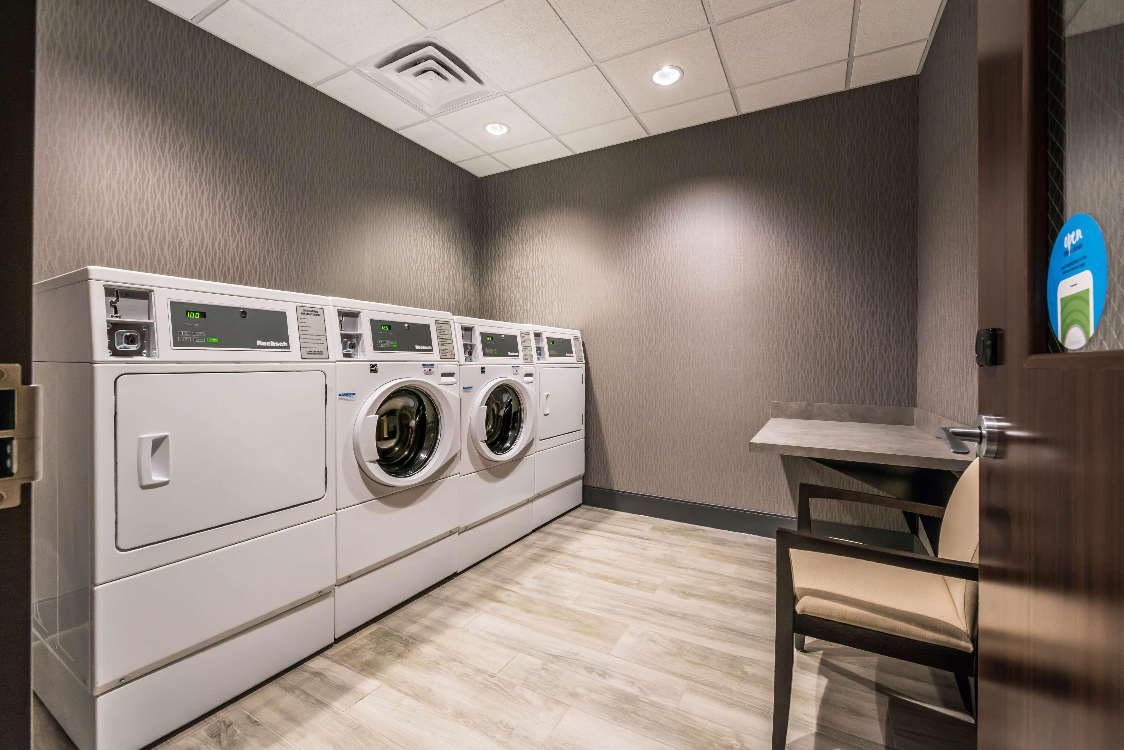 Hampton Inn&Suites Wixom/Novi/Detroit, Mi Extérieur photo